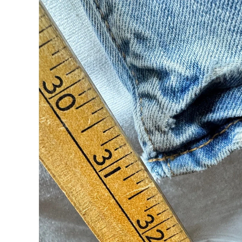 Hollister Mens Jeans Size 36x32 Light Wash Distressed Denim Epic Flex button fly - Picture 5 of 6